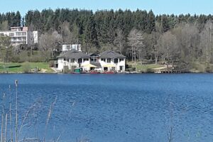 See-Restaurant mit 2 Bankettsälen und schöner Seeterrasse