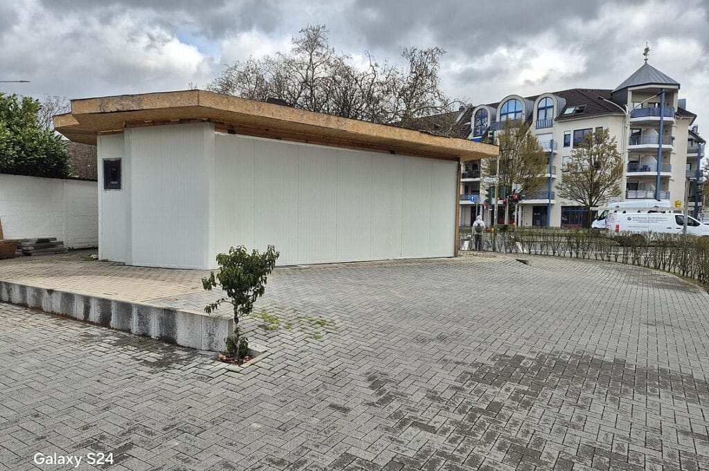 Imbiss/Kiosk/Eisdiele in zentraler Lage zu vermieten