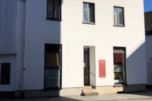 Kleine ehemalige Pizzeria mit Außenbereich in Kronberg-Oberhöchstadt