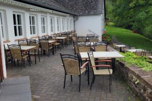 Gutgehende Klostergaststätte zu verpachten – Foto 2