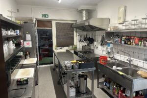 Kultkneipe im Herzen von Neumühl – Foto 3