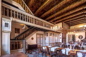 Historisches Restaurant in der Lübecker Innenstadt – Foto 3