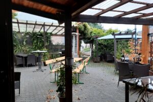 Gaststätte in bester Lage zu verpachten – Foto 2
