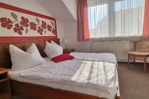 etablierter Gasthof mit Gaststube und Frühstücksraum – Foto 4