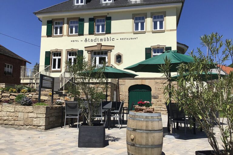 Restaurantbereich im Hotel - Restaurant Stadtmühle