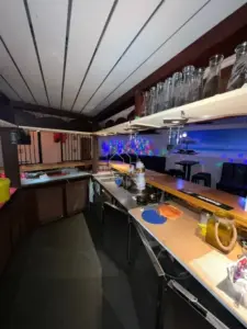 Aufgepasst: Stilvolle Bar im Stadtzentrum von Hemmoor mit Inventar zu vermieten – Foto 2