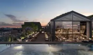Sensationelles Rooftop Restaurant mit Garten und Pool