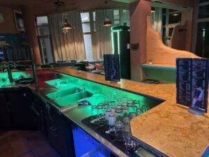 Café / Bar mit Außenbereich zur Übernahme – 62 Sitzplätze – Foto 5