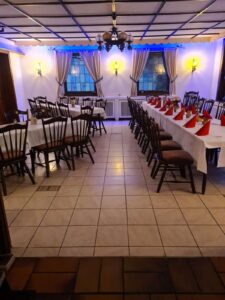 Voll ausgestattetes Restaurant mit Eventlocation in Liederbach am Taunus zu verpachten – Foto 3