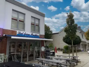 Willkommen in der Alleestraße: Wo Fischgenuss und Erfolgsgeschichte sich treffen – Foto 3