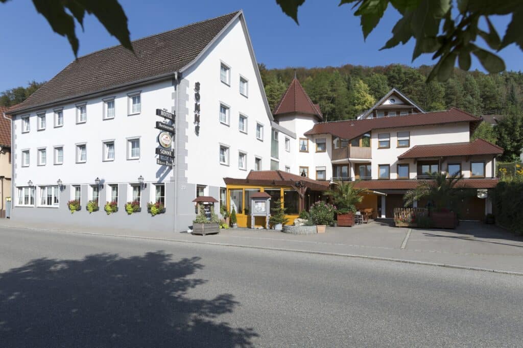 Traditionsgasthof mit Hotel im Herzen des Donautals