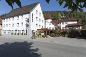 Traditionsgasthof mit Hotel im Herzen des Donautals