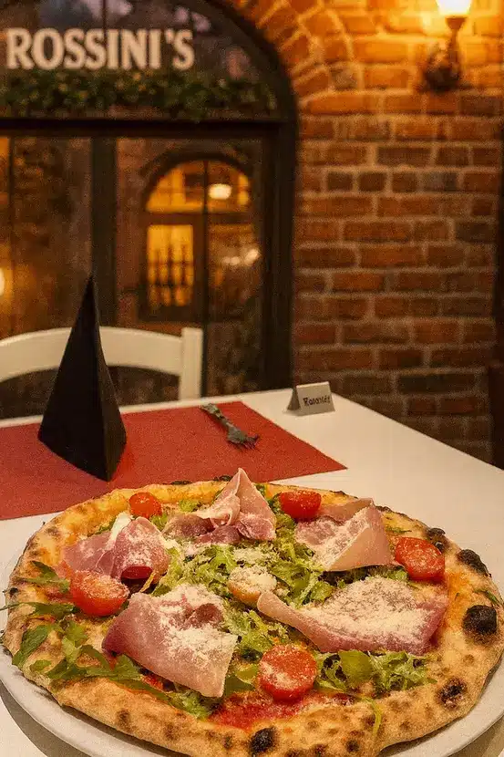 TOP GELEGENES ITALIENISCHES RESTAURANT & PIZZERIA MIT LIEFERSERVICE, KOMPLETTAUSSTATTUNG & WOHNUNG