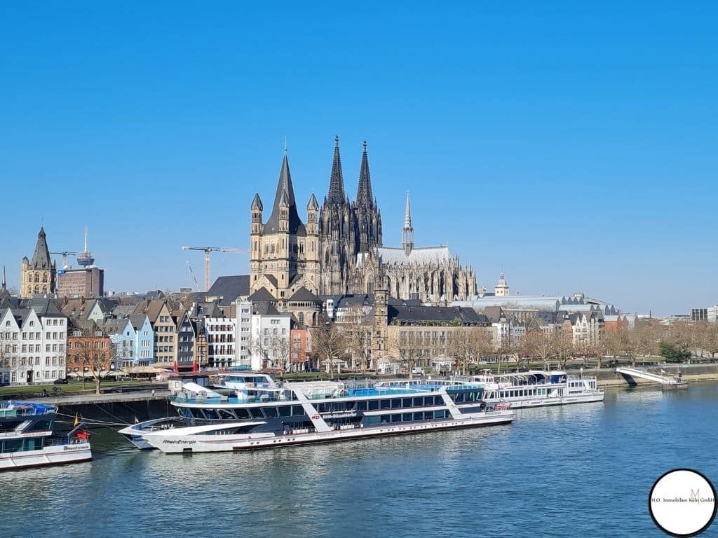 26006 - Beste Lage vom Belgischen Viertel in Köln: Restaurant mit wunderschöner Außenterrasse