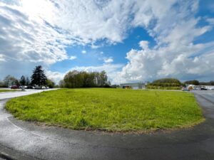 Großes Gewerbegrundstück zu verpachten! Direkt an der Bundesstraße in Hachenburg! – Foto 4