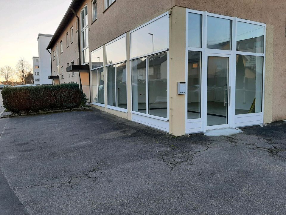 Ladengeschäft mit großen Fenster in Sachsenheim zu verpachten