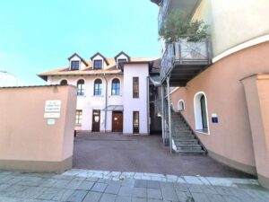 178 m²/ 240 m² - Arztpraxis, Büro, Kanzlei ab 01.01.2027 zu verpachten