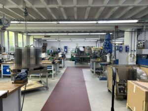 Hallenflächen für Produktion und Logistik an B29 – Foto 3