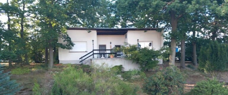 Wochenendgrundstück mit Bungalow zu verpachten