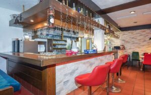 Einzigartige Gelegenheit: Etablierter Gastronomiebetrieb zur Pacht in Bad Griesbach. – Foto 5