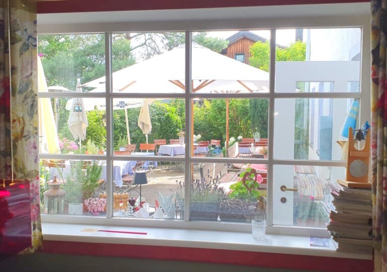Restaurant-Pachtangebot Nähe Chiemsee/Oberbayern mit Bilderbuch-Biergarten