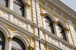 Traditionsreiche Gastronomie im Herzen der Stadt – Foto 2