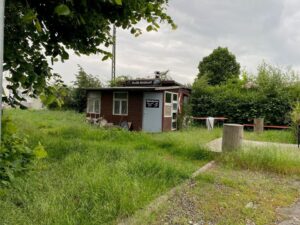 Grundstücksfläche inkl. Kiosk direkt am Bahnhof Burgkunstadt zu verpachten. Anmietung erfolgt im Istzustand. Preis Verhandlungsbasis ! – Foto 5