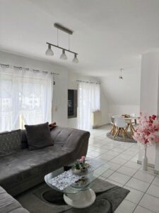 Dachgeschosswohnung Dillingen Saar, Pachten – Foto 2